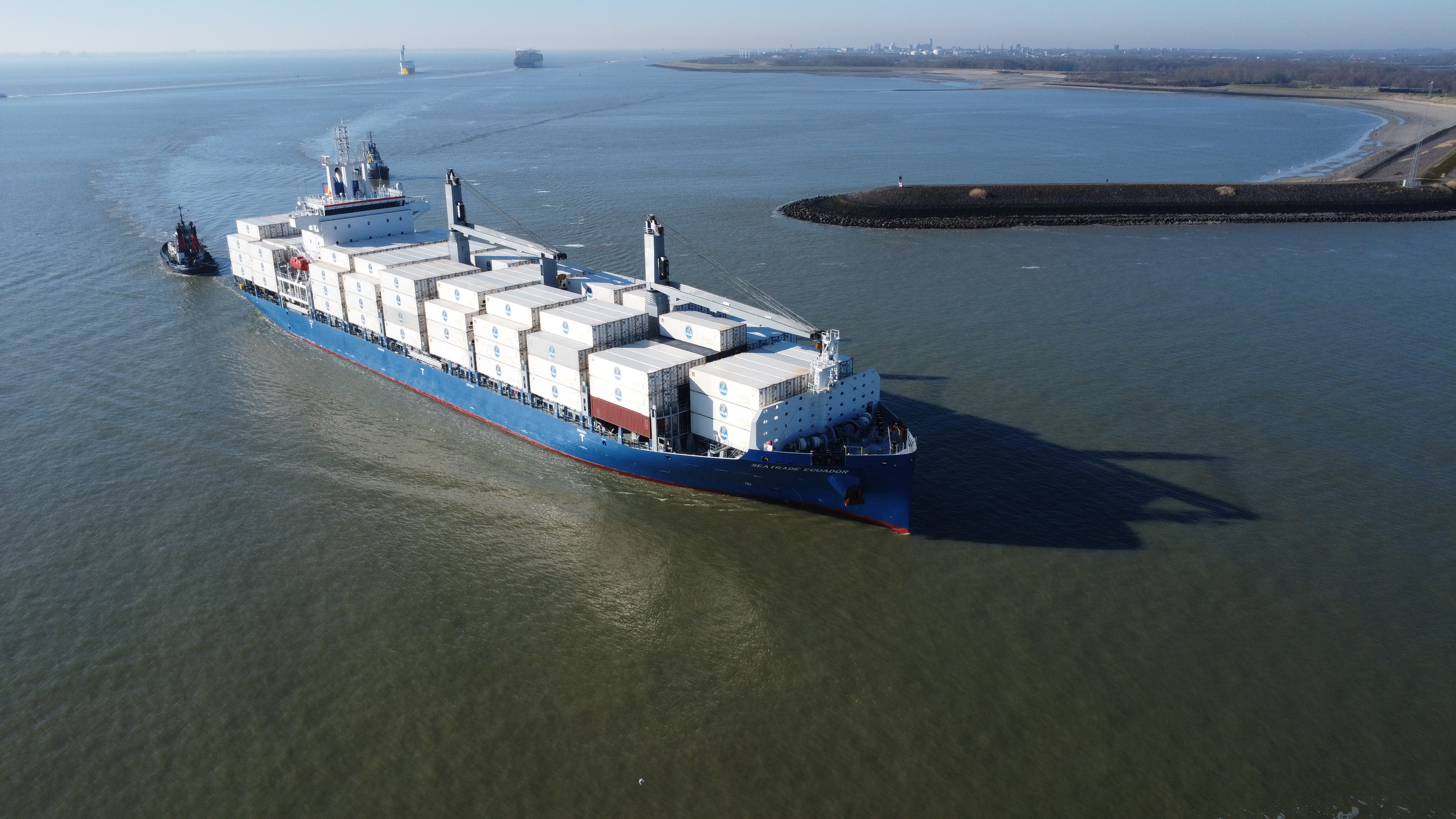 DCIM100MEDIADJI 0373.JPG